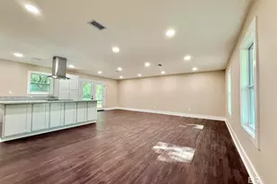 2310 McPhillips Dr, Daphne, AL 36526 - Photo 8