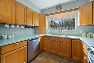 2303 Cardinal Dr, Gulf Shores, AL 36542 - Photo 14