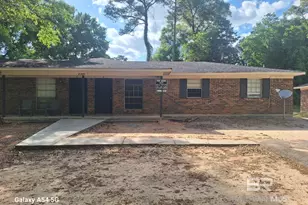 2209 Wolf Ridge Rd, Mobile, AL 36618 - Photo 1