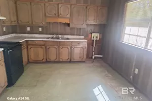 2211 Wolf Ridge Rd, Mobile, AL 36618 - Photo 6