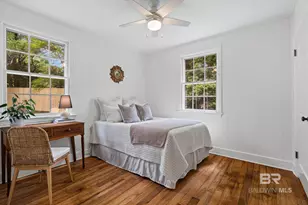 5210 S Pineview Ln, Mobile, AL 36608 - Photo 10