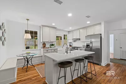 5210 S Pineview Lane, Mobile, AL 36608 - Photo 6