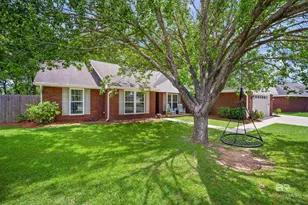 2037 Milton Ct, Mobile, AL 36695 - Photo 2