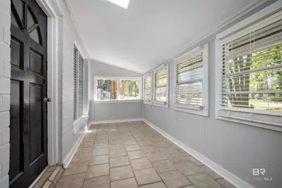 2214 S Hillwood Drive, Mobile, AL 36605 - Photo 6