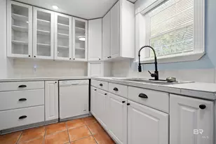 2214 S Hillwood Dr, Mobile, AL 36605 - Photo 12