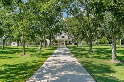 8753 Bishop Road, Fairhope, AL 36532 - Photo 2