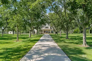 8753 Bishop Rd, Fairhope, AL 36532 - Photo 2