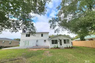 4033 Shana Dr, Mobile, AL 36605 - Photo 2