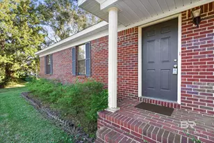 10510 Gayfer Rd Ext, Fairhope, AL 36532 - Photo 2