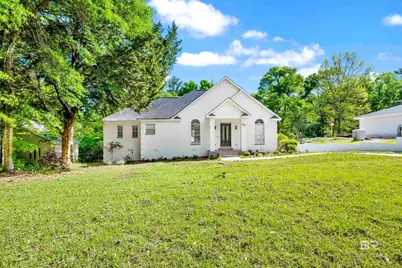 727 N Artillery Range, Spanish Fort, AL 36527 - Photo 2