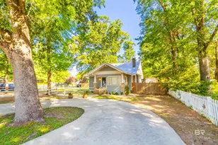 220 W Spruce Ave, Foley, AL 36535 - Photo 2