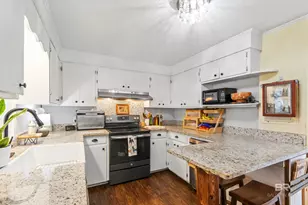 220 W Spruce Ave, Foley, AL 36535 - Photo 14