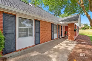 160 Country Club Dr, Daphne, AL 36526 - Photo 16