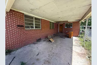 221 Leonard Avenue, Prichard, AL 36610 - Photo 2