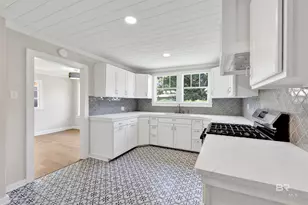 309 S Section St, Fairhope, AL 36532 - Photo 14