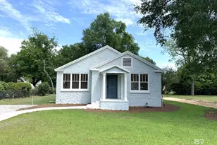 309 S Section St, Fairhope, AL 36532 - Photo 2