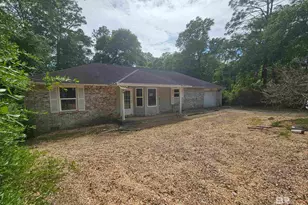 2700 Pine Ridge Dr, Lillian, AL 36549 - Photo 2