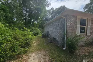 2700 Pine Ridge Dr, Lillian, AL 36549 - Photo 14