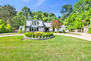 703 Greenwood Ave, Fairhope, AL 36532 - Photo 2