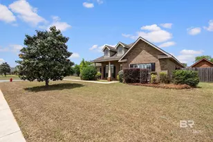 25068 Jernigan St, Daphne, AL 36526 - Photo 2