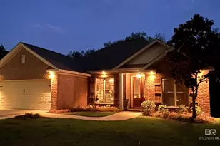 117 Petz Ave, Fairhope, AL 36532 - Photo 1