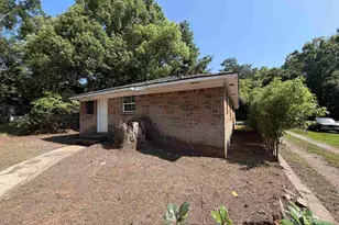 1454 Delusser St, Mobile, AL 36603 - Photo 6