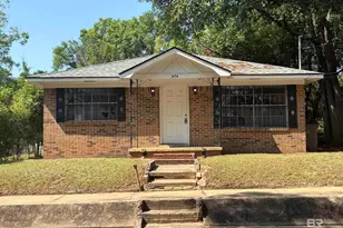1454 Delusser St, Mobile, AL 36603 - Photo 2