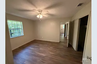 1454 Delusser Street, Mobile, AL 36603 - Photo 12