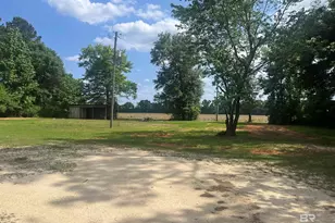 61205 Milstead Rd, Bay Minette, AL 36502 - Photo 4