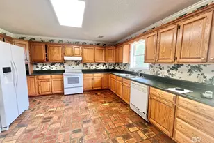 61205 Milstead Rd, Bay Minette, AL 36502 - Photo 10