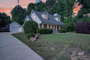 145 Country Club Dr, Daphne, AL 36526 - Photo 2