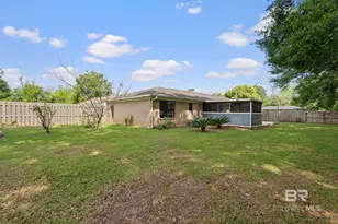 716 N Cedar St, Foley, AL 36535 - Photo 24
