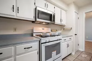 6421 St Thomas Ct, Mobile, AL 36618 - Photo 8
