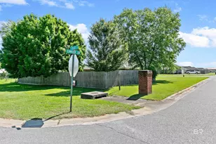 21637 Shadowbrook St, Robertsdale, AL 36567 - Photo 52