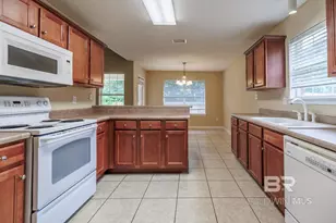 9702 Watkins Dr, Fairhope, AL 36532 - Photo 12