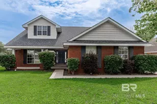 9702 Watkins Dr, Fairhope, AL 36532 - Photo 2