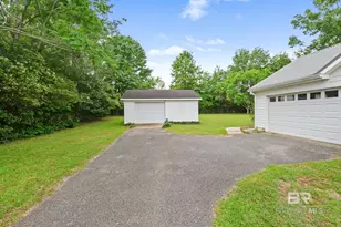23295 College Ave, Robertsdale, AL 36567 - Photo 8