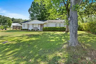 23218 Pecan St, Robertsdale, AL 36567 - Photo 2