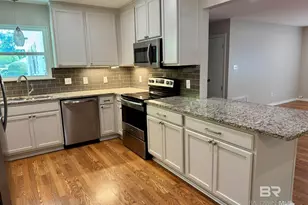 382 Pecan Ave, Fairhope, AL 36532 - Photo 4