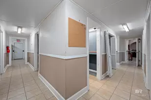 225 W Laurel Ave, Foley, AL 36535 - Photo 8