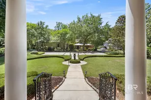 113 Oak Ave, Fairhope, AL 36532 - Photo 4