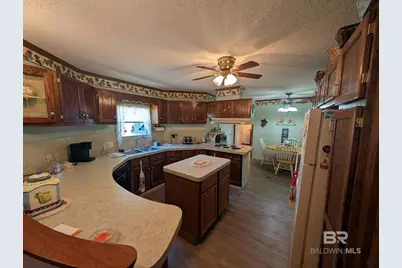 1558 Valencia Drive, Lillian, AL 36549 - Photo 8