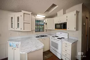 277 Buena Vista Cir, Lillian, AL 36549 - Photo 10
