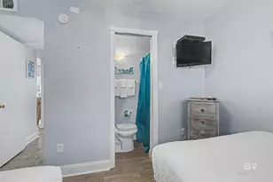 913 W Beach Blvd, Gulf Shores, AL 36542 - Photo 8