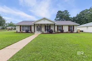 6208 S Pine Needle Dr, Mobile, AL 36609 - Photo 2