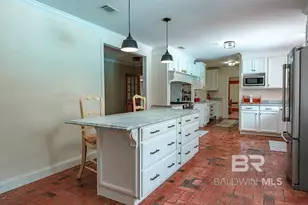 14301 S Wintzell Ave, Bayou La Batre, AL 36509 - Photo 10