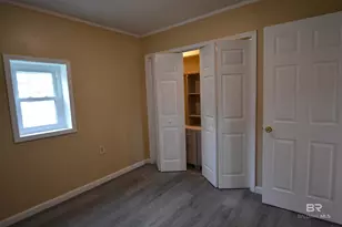 422 W 4th Ave, Foley, AL 36535 - Photo 16