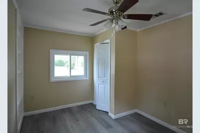 422 W 4th Avenue, Foley, AL 36535 - Photo 4