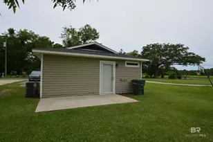 422 W 4th Ave, Foley, AL 36535 - Photo 22