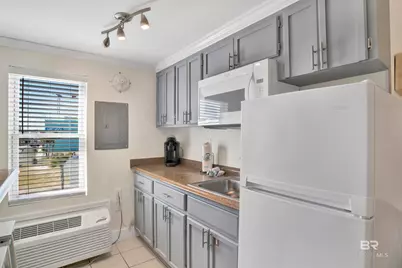 200 E Beach Boulevard #327, Gulf Shores, AL 36542 - Photo 8